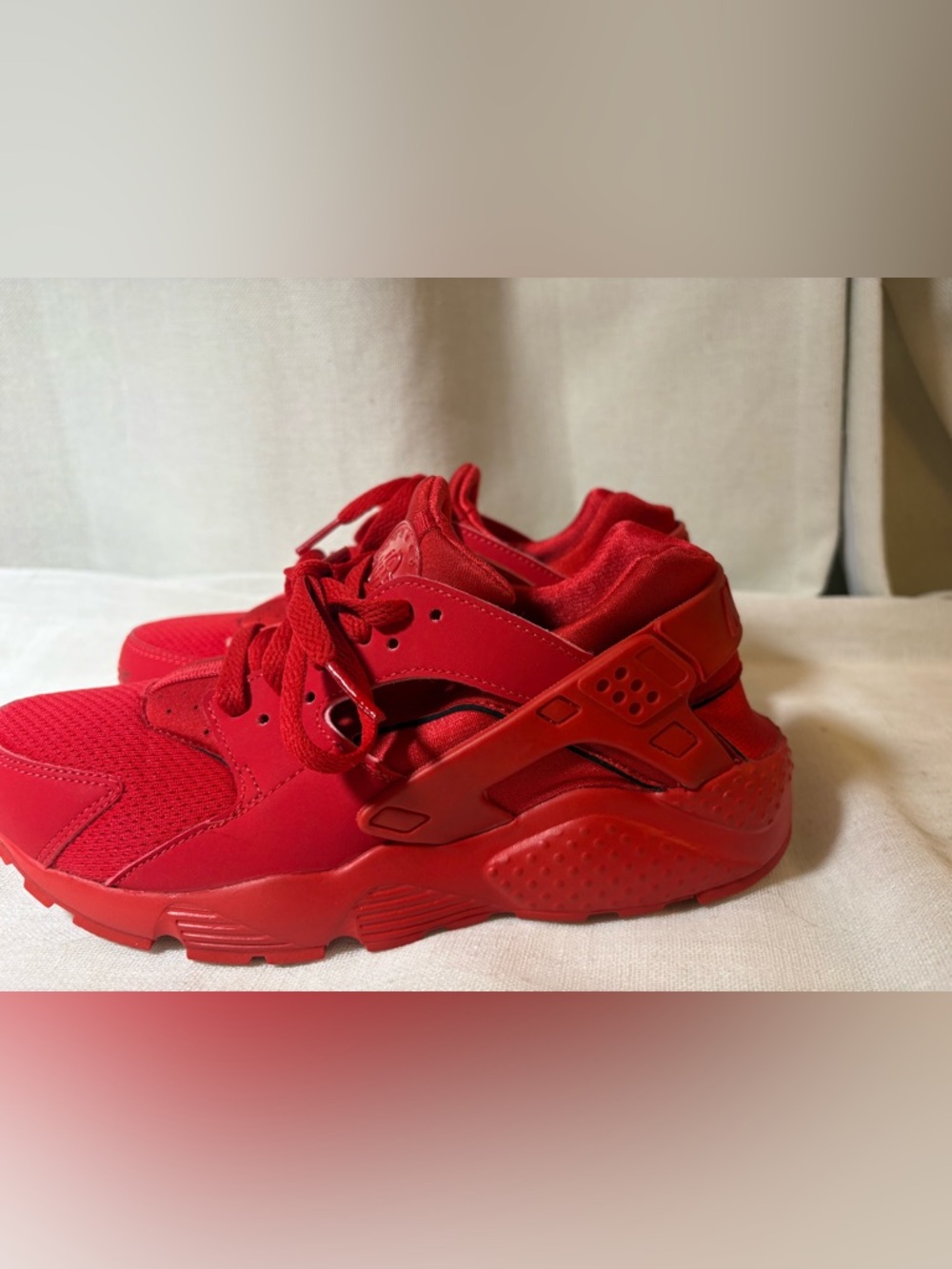Nike Huarache BUNDLE Red & Yellow Sneakers Size 6Y (2 Pairs) NEW - Picture 5 of 15